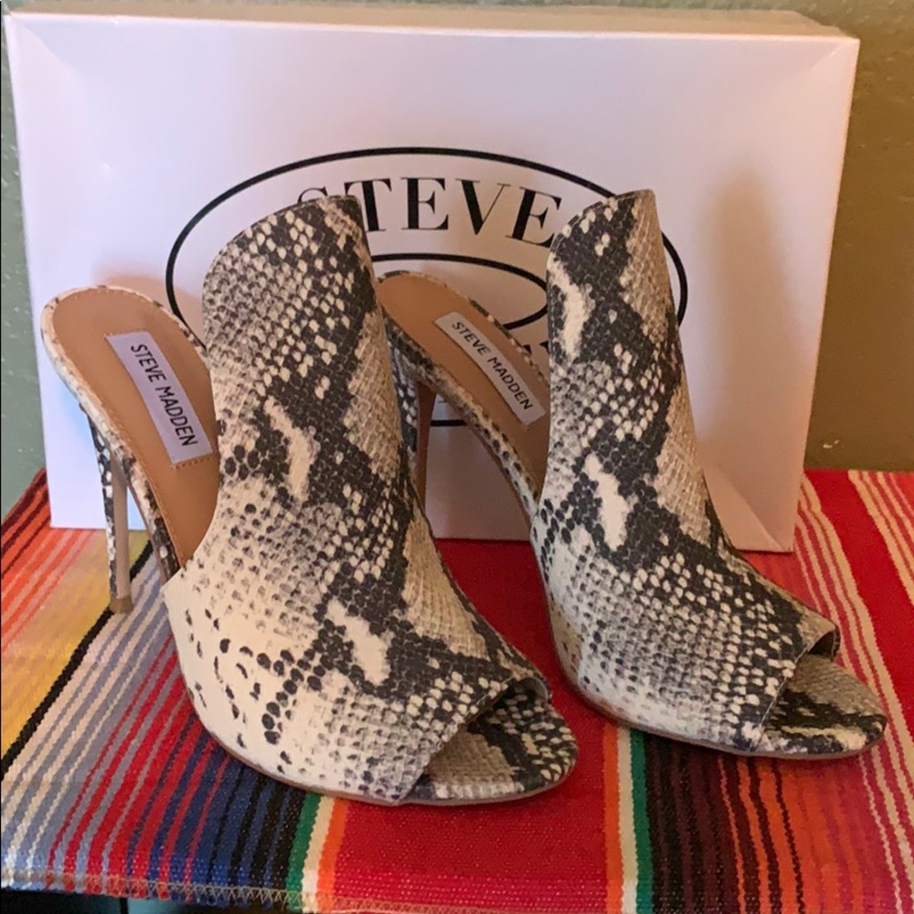 STEVE MADDEN SINFUL SIZE 8.5